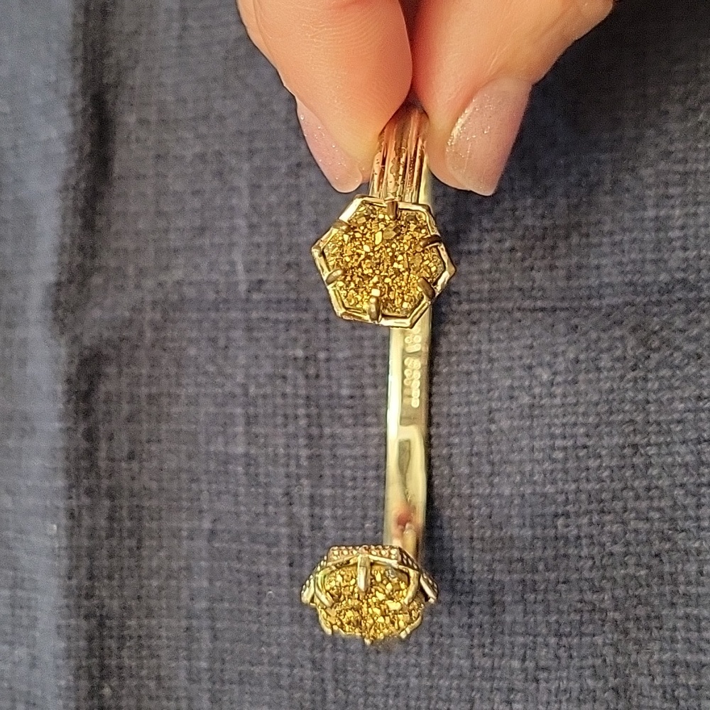 Kendra Scott Gold Bangle Braclet
